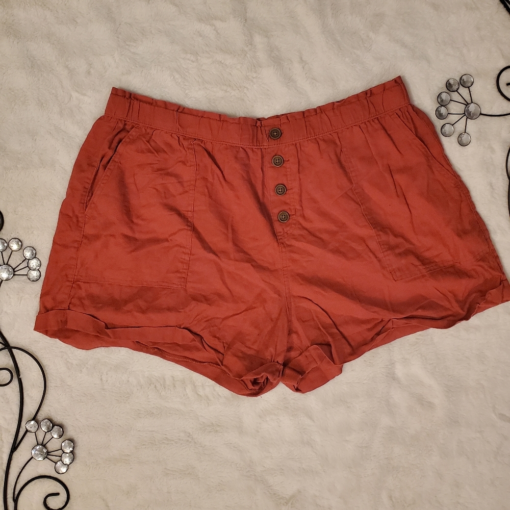 Coral soft relaxed shorts